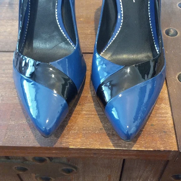 Nicole Miller heels - Picture 10 of 17